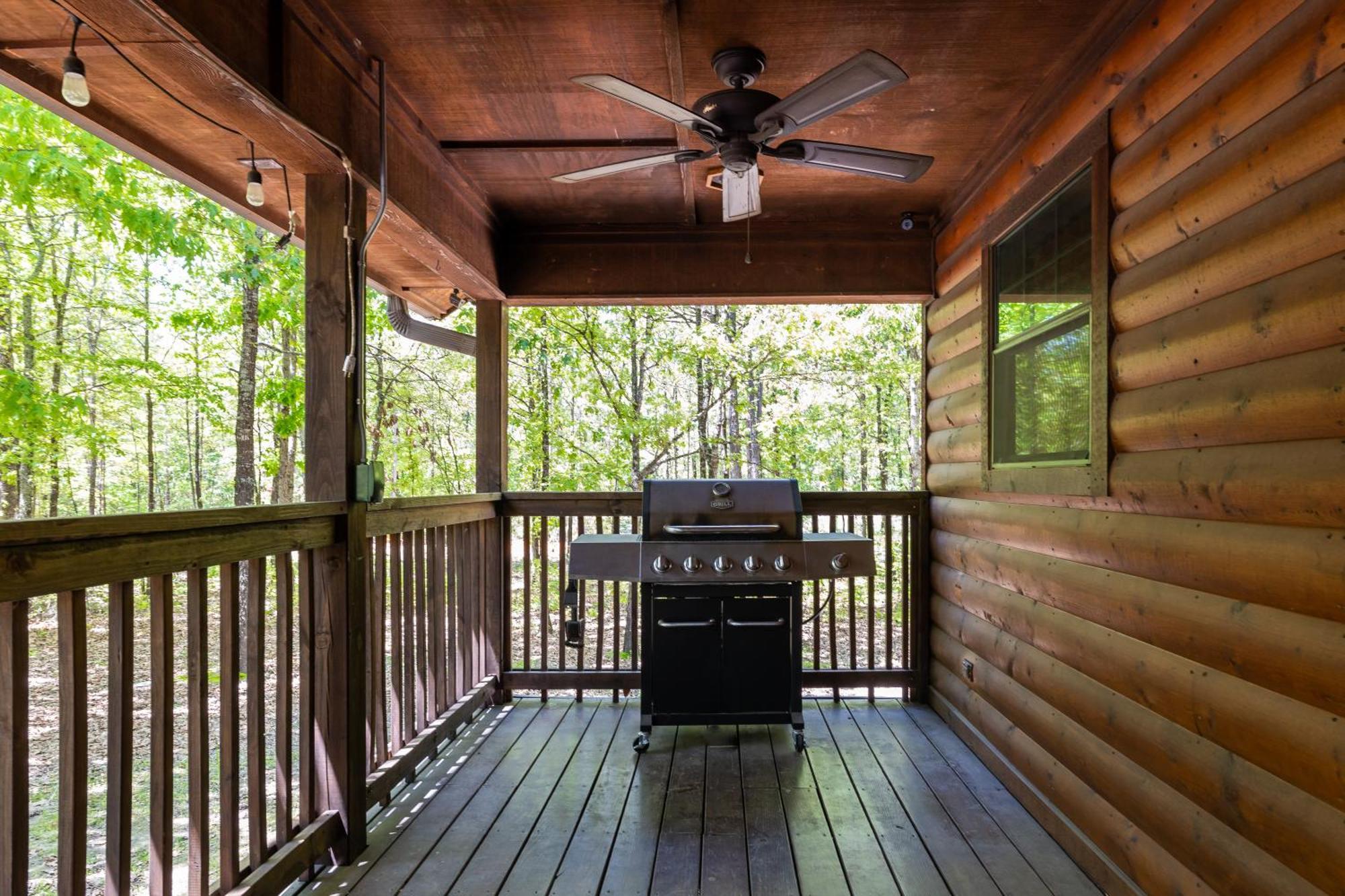 Cross Timbers Cabin On The Grove'S 25-Acres Broken Bow Eksteriør billede