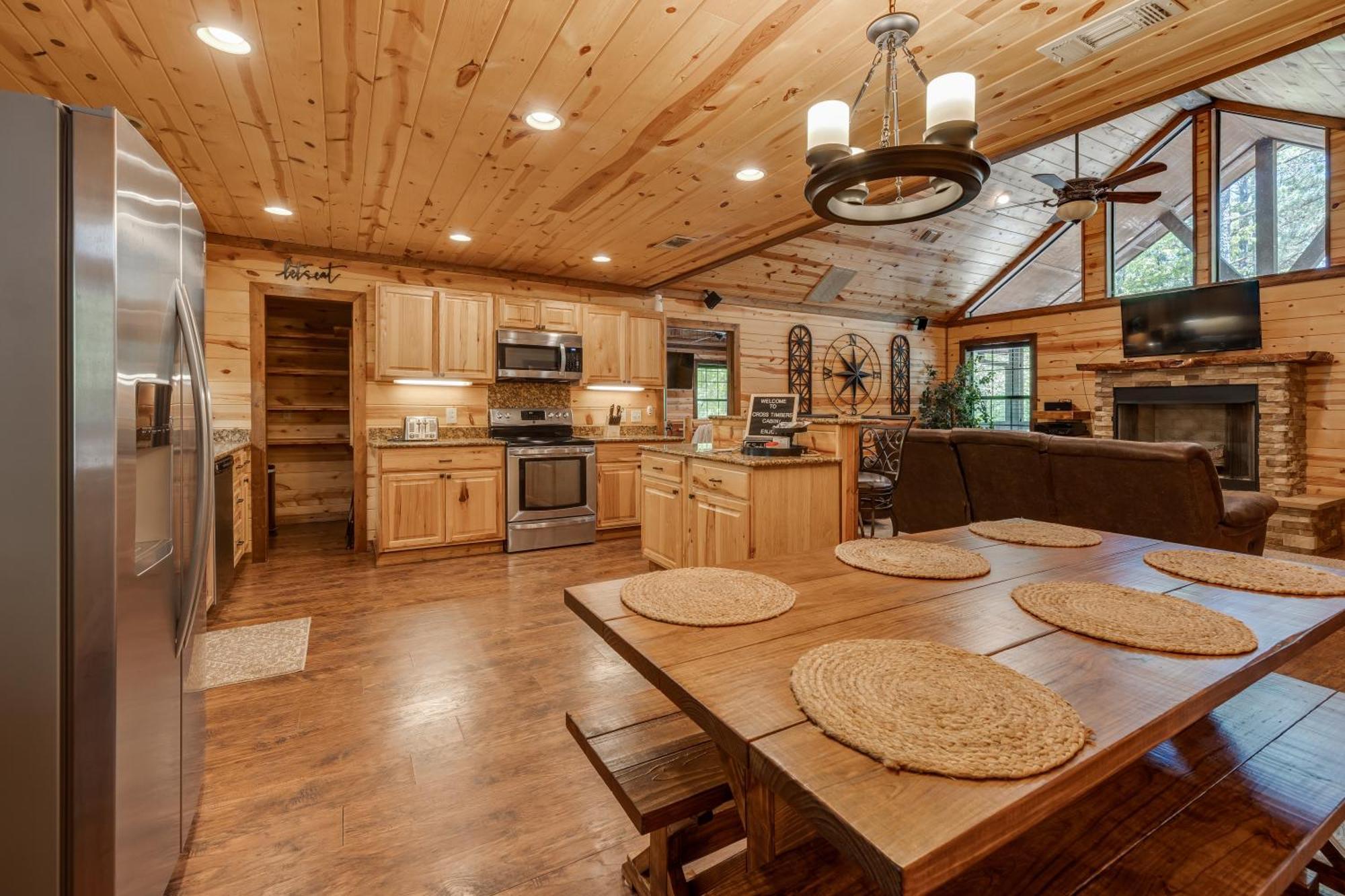 Cross Timbers Cabin On The Grove'S 25-Acres Broken Bow Eksteriør billede