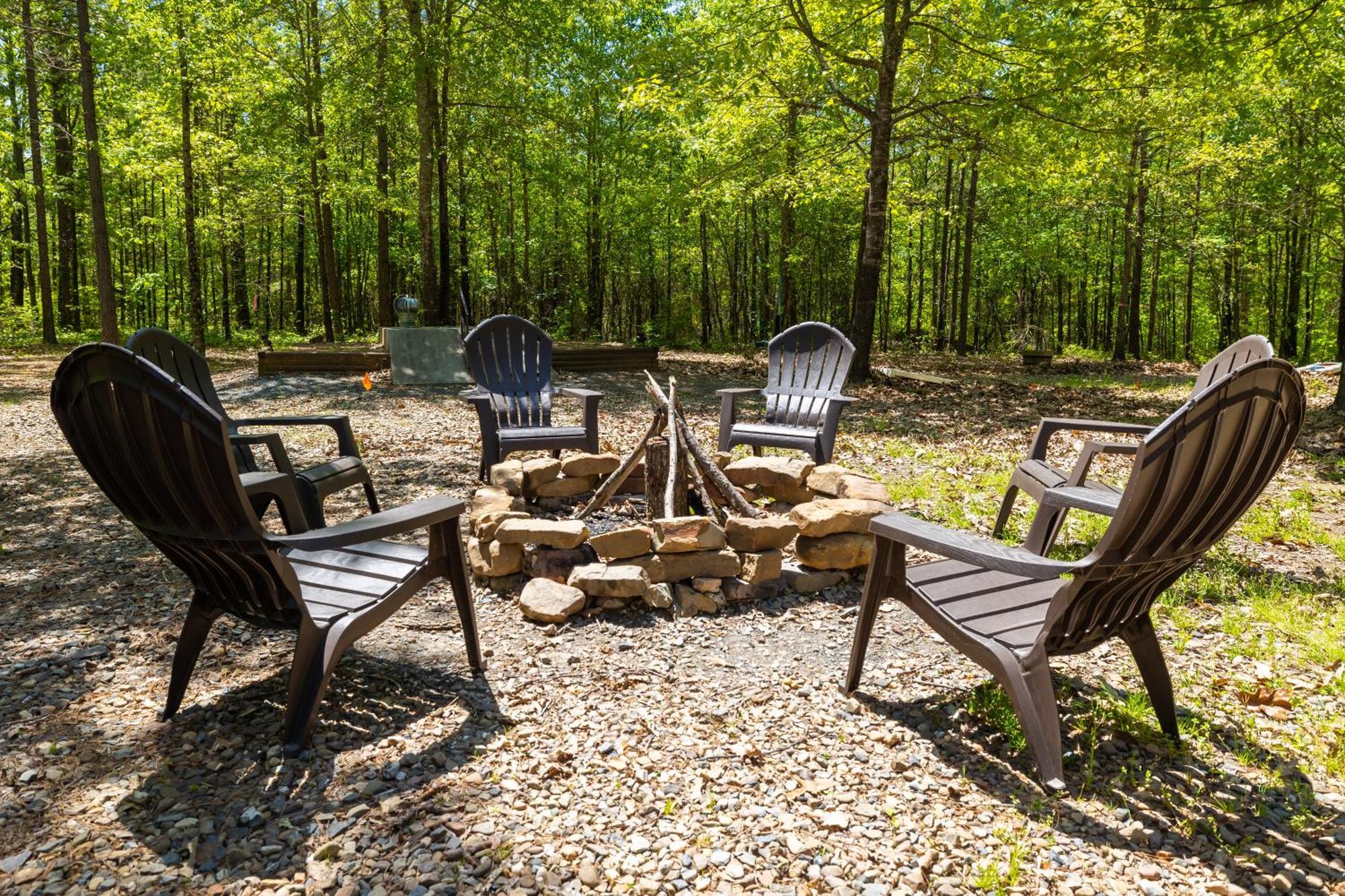 Cross Timbers Cabin On The Grove'S 25-Acres Broken Bow Eksteriør billede
